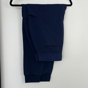 scrub joggers